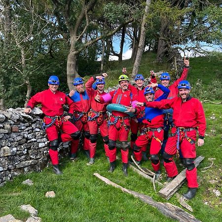 Old School House - Yorkshire Three Peaks Challenge Weathercote Екстериор снимка