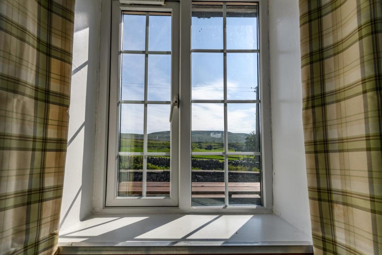 Old School House - Yorkshire Three Peaks Challenge Weathercote Екстериор снимка