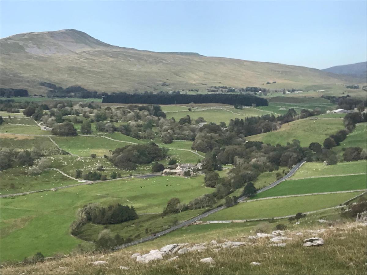Old School House - Yorkshire Three Peaks Challenge Weathercote Екстериор снимка